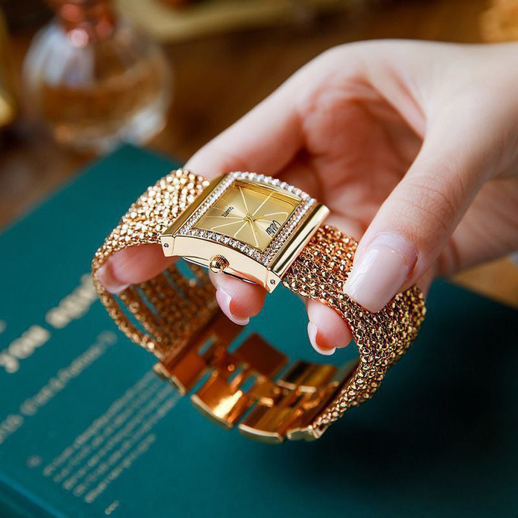 ساعت مچی زنانه