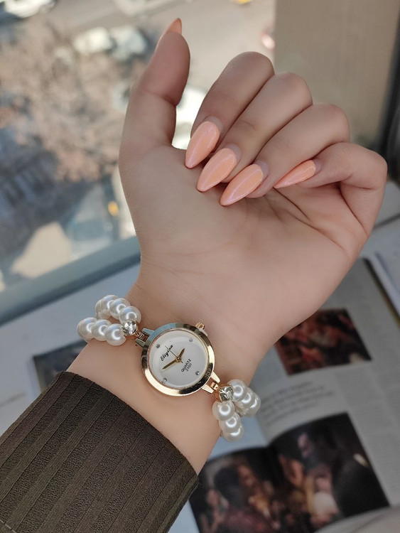 ساعت زنانه مرواریدی