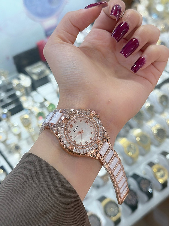 ساعت زنانه و دخترانه