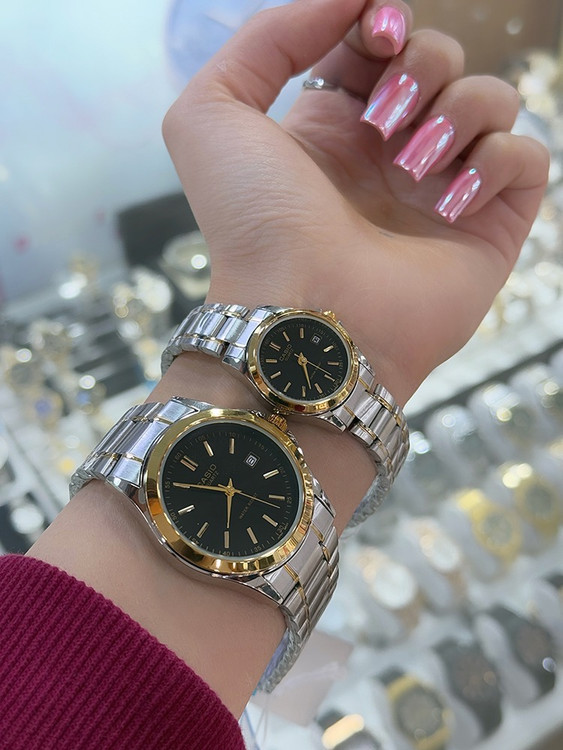 ست زنانه و مردانه