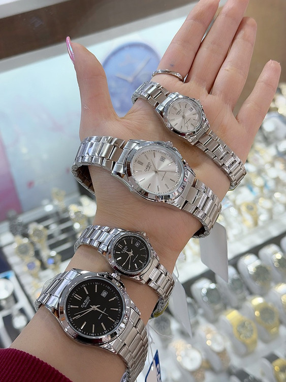 ست زنانه و مردانه