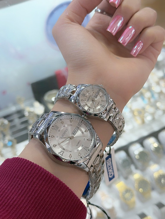 ساعت ست مردانه و زنانه