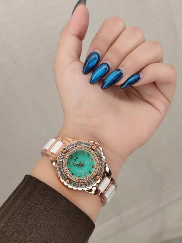 ساعت دخترانه