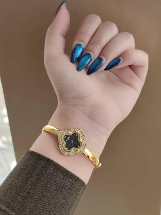 ساعت النگویی زنانه