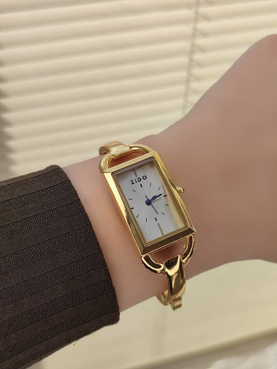 ساعت زنانه النگویی