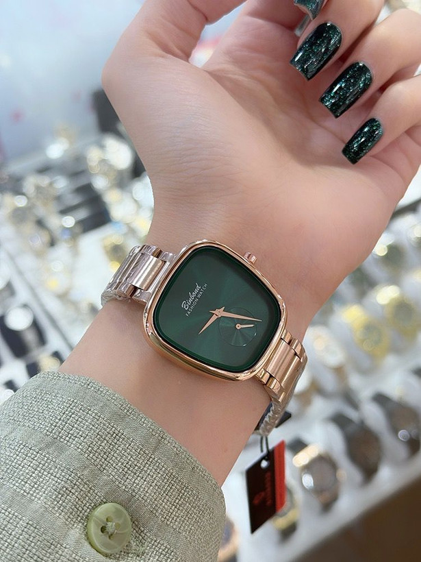 ساعت زنانه
