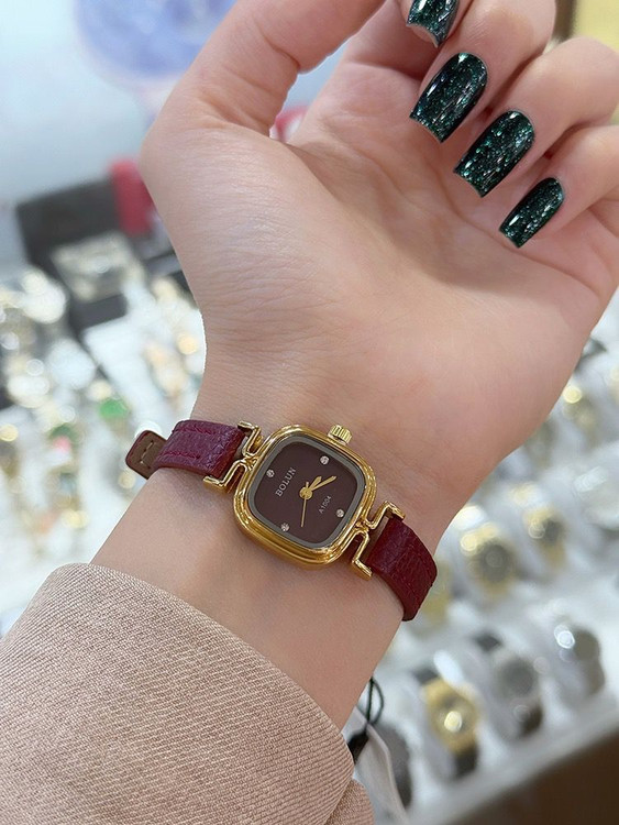 ساعت دخترانه بند چرم