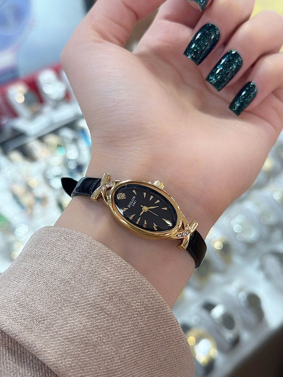 ساعت دخترانه بند چرم