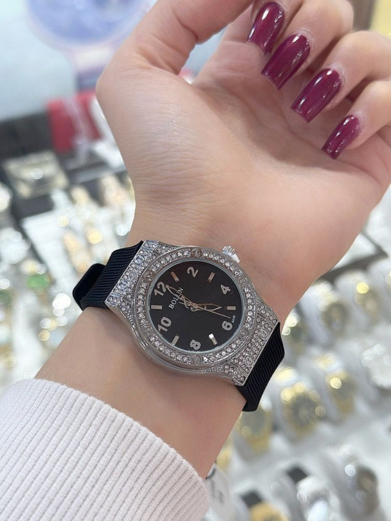 ساعت زنانه و دخترانه