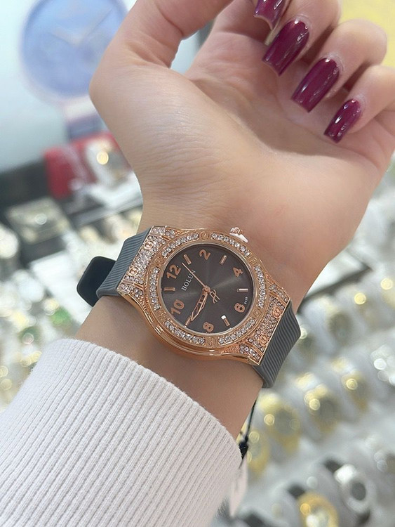 ساعت زنانه و دخترانه