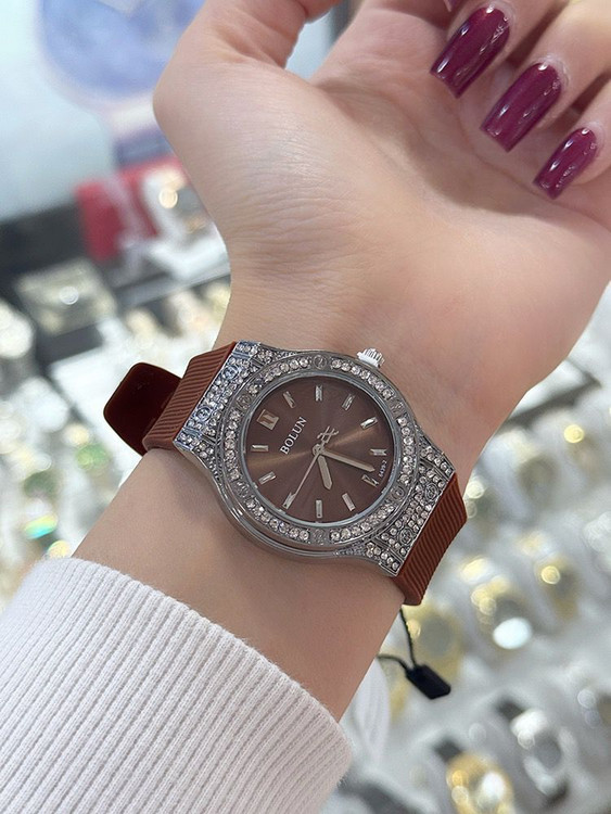 ساعت زنانه و دخترانه