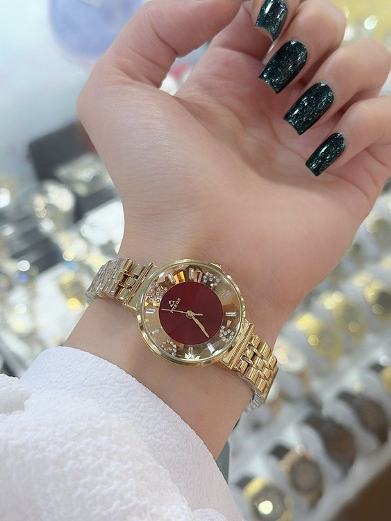 ساعت مچی زنانه