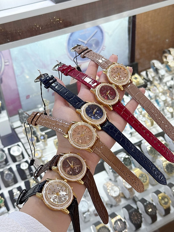 ساعت دخترانه بند چرم