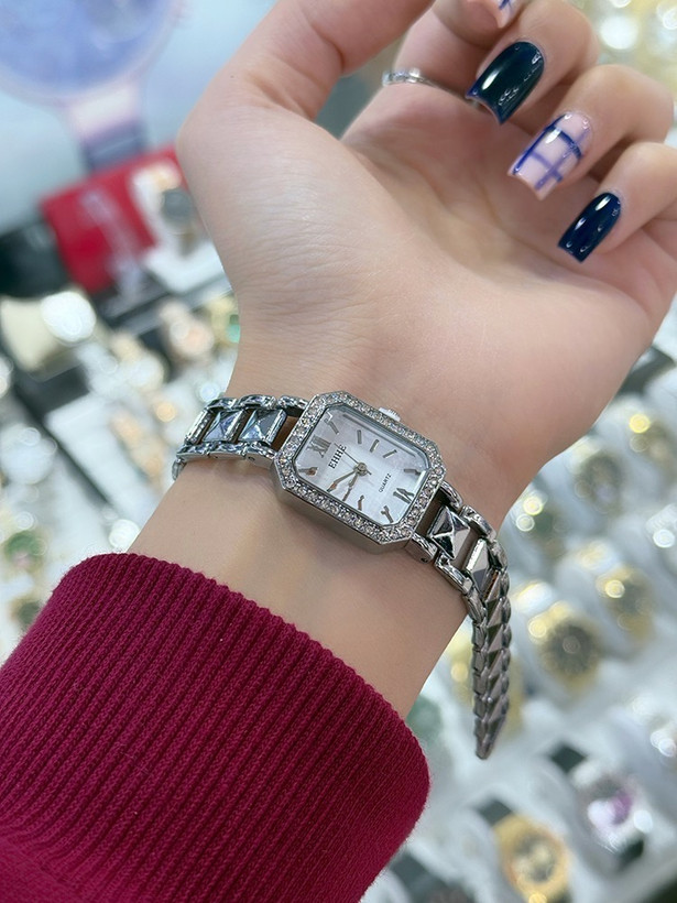 ساعت مچی زنانه