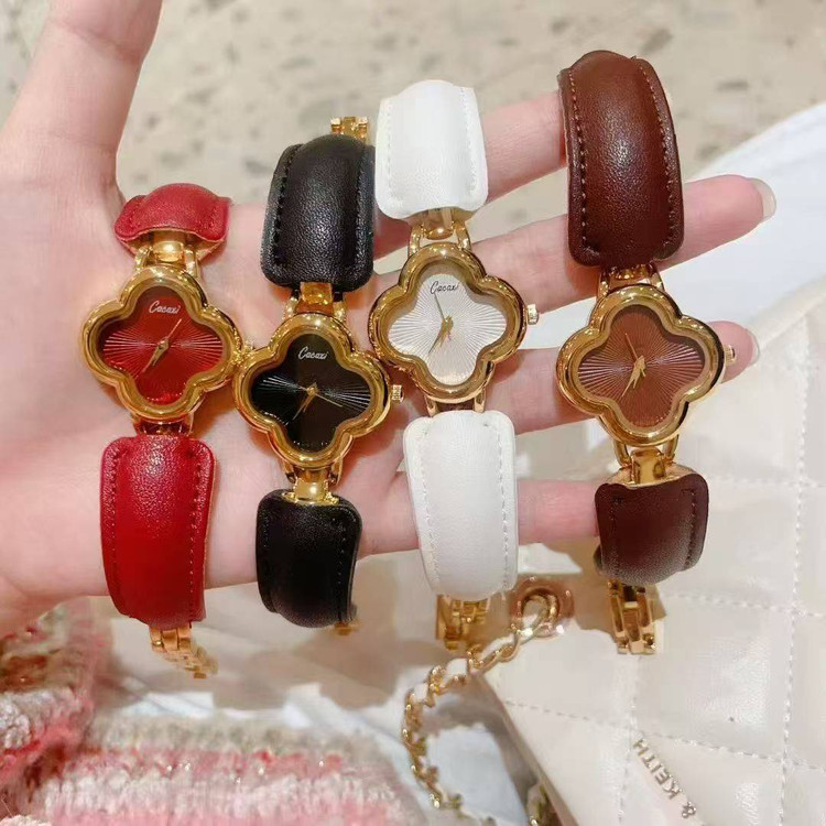 ساعت مچی زنانه