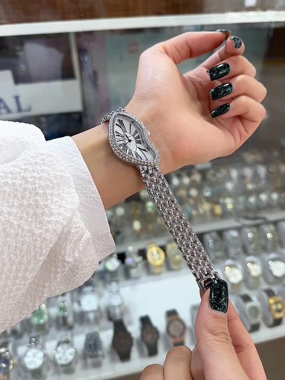 ساعت زنانه کارتیر