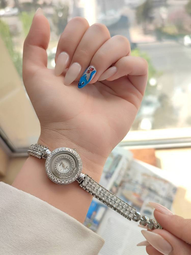 ساعت زنانه طرح نقره
