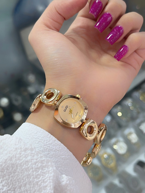 ساعت مچی زنانه
