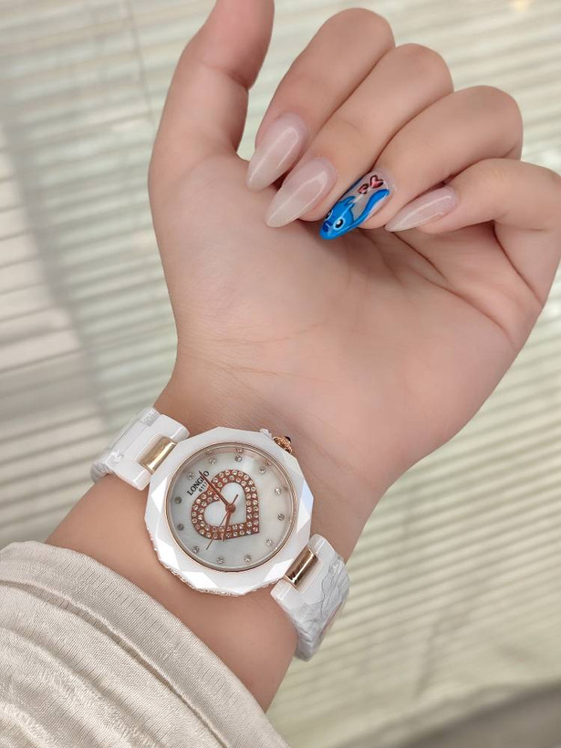 ساعت مچی زنانه