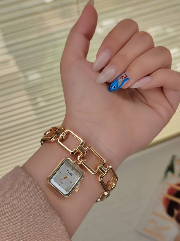 ساعت مچی زنانه