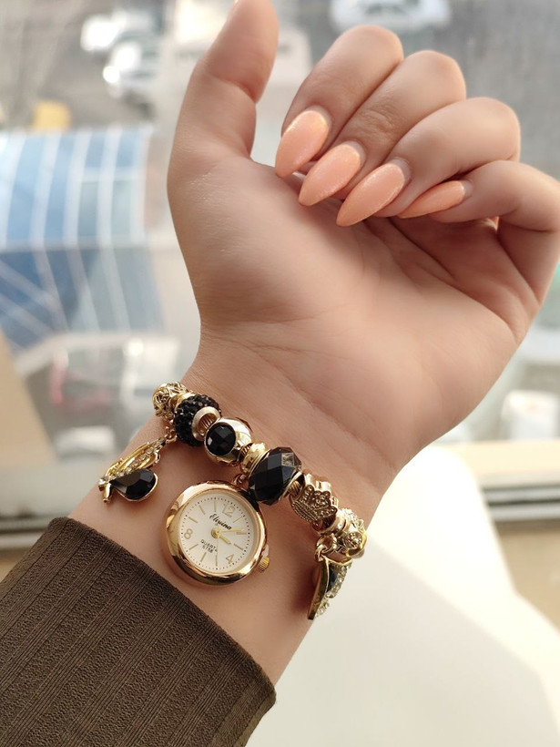 ساعت ظرفیت زنانه