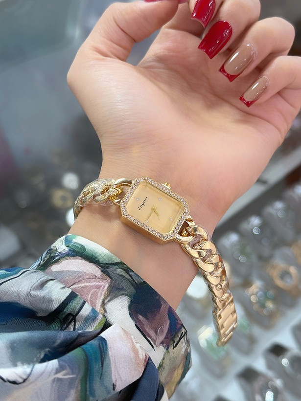 ساعت زنانه