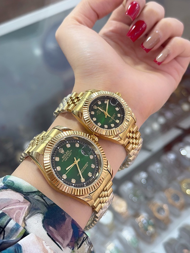 ساعت مچی عقربه‌ای طرح رولکس مدل Datejust صفحه نگین‌دار (رنگ‌بندی کامل) - نمای اصلی