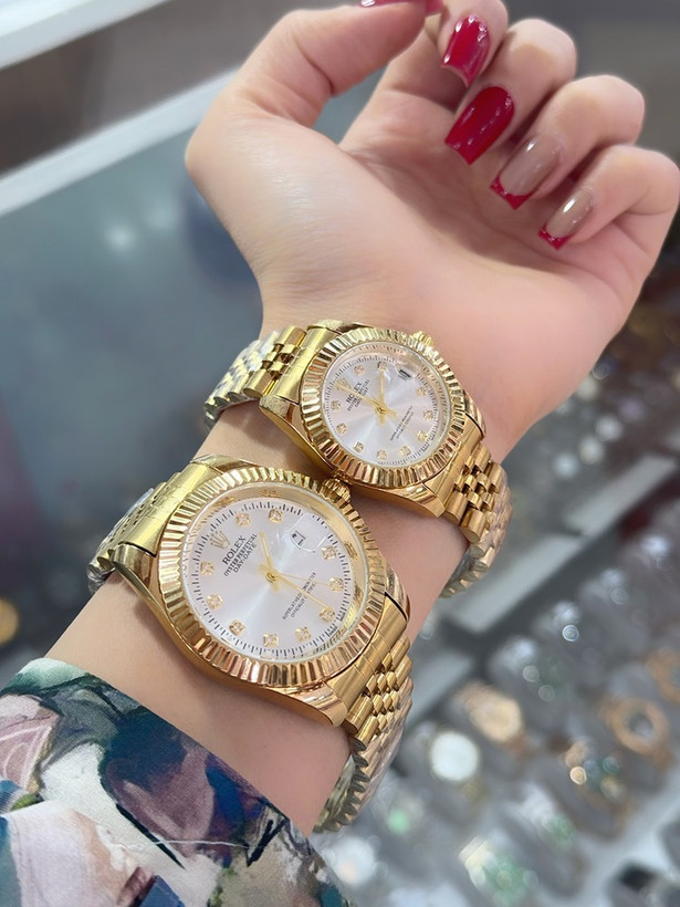 ساعت مچی عقربهای طرح رولکس مدل Datejust صفحه نگیندار (رنگبندی کامل) - نمای بند