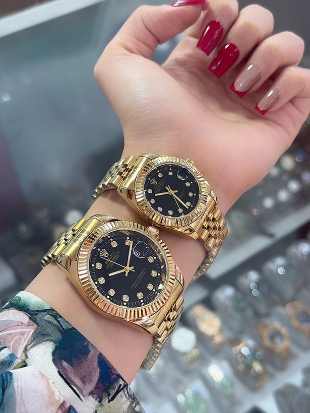 ساعت مچی عقربهای طرح رولکس مدل Datejust صفحه نگیندار (رنگبندی کامل) - نمای صفحه