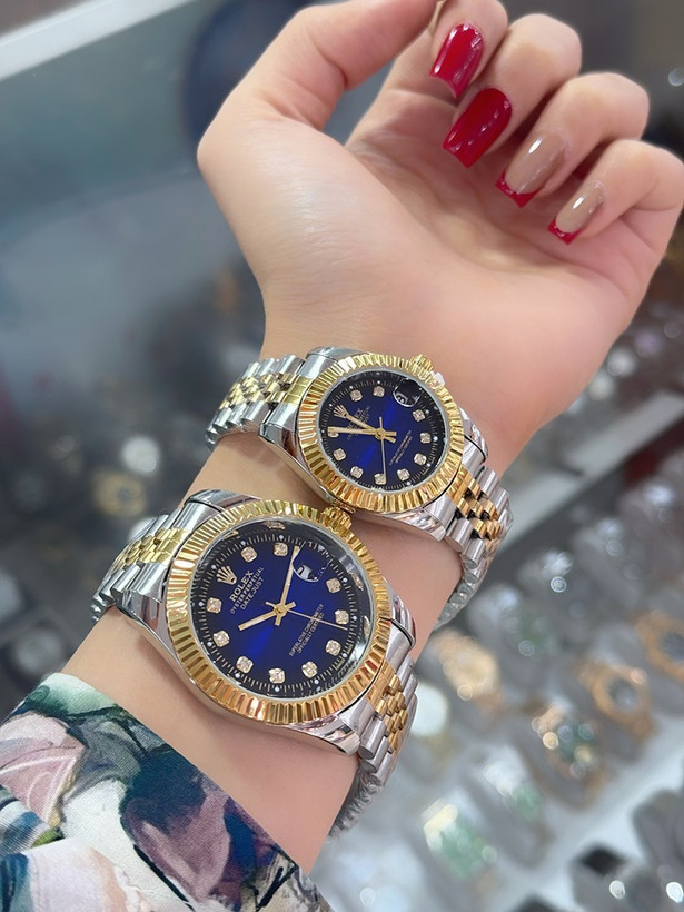 ساعت مچی عقربهای طرح رولکس مدل Datejust صفحه نگیندار (رنگبندی کامل) - نمای پشت