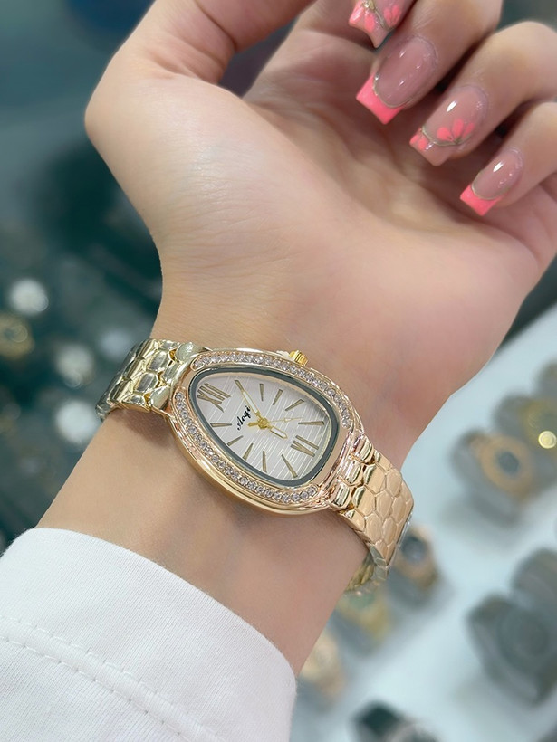 ساعت مچی زنانه Aoqili نگیندار مدل Serpenti، 5757229àبند فلزی طرح لانهزنبوری، صفحه بیضی - جزئیات صفحه