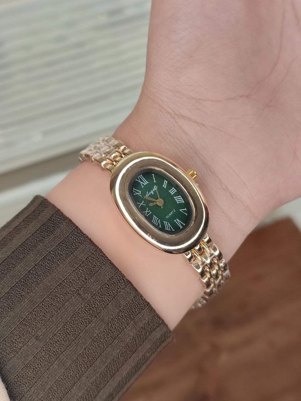 ساعت مچی زنانه اوکیلی (Aoqili) مدل بیضی بند کارتیر - در ۴ رنگ صفحه (کد 6907232) - نمای اصلی