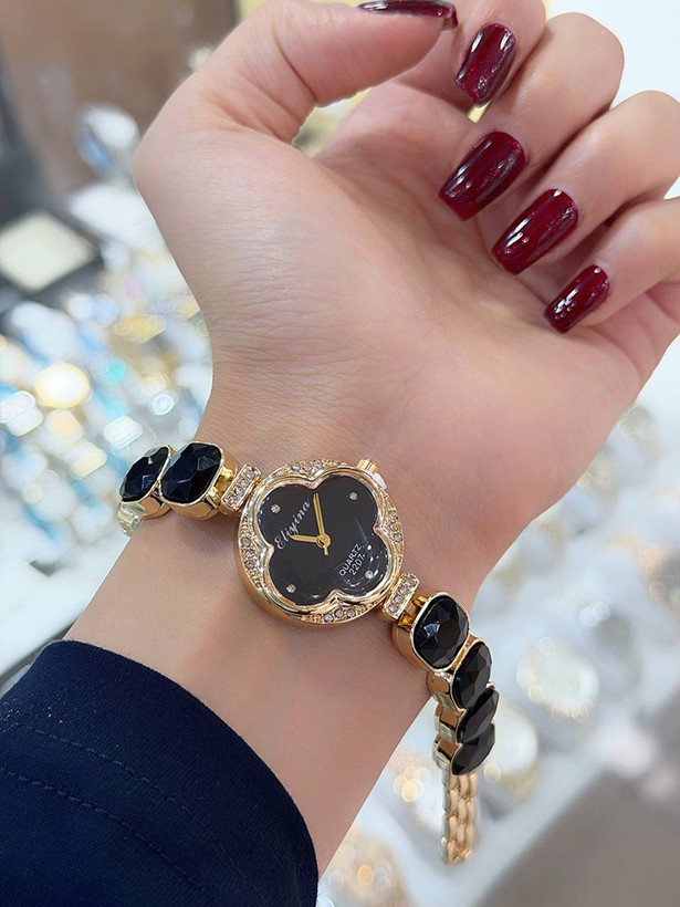 ساعت زنانه مجلسی الینا مدل نگینی کد 5208881
