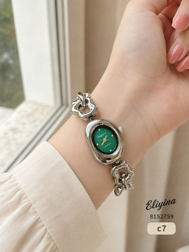 ساعت زنانه الینا کد 9852759 بند زنجیری