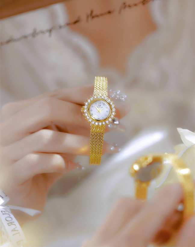 ساعت مچی زنانه BS Bee Sister دستبندی نگیندار